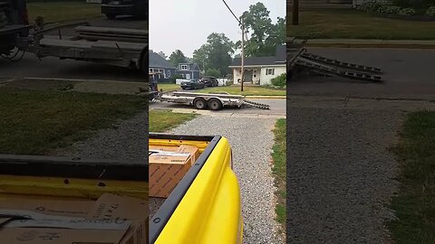 Blocking the driveway #mrgeorge #laundromat #laundry #subscribe #fishkeeping