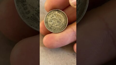 Amazing 25 Cents Mexican Silver, Interesting Coin