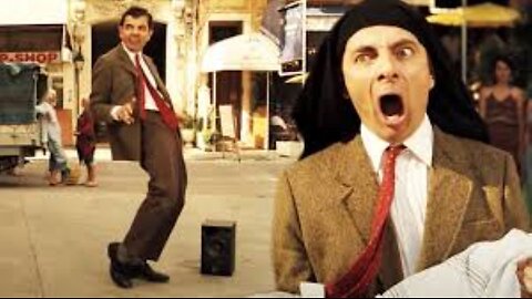 Incredible Street Performers! | Mr Bean's Holiday | Mr Bean Official