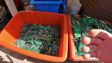 Buying Circuit Boards & eWaste Melbourne