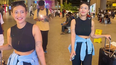 After Bigg Boss,Aashika Bhatia Returned To Mumbai After Holiday In Dubai 😍🔥📸✈️