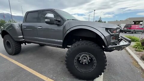 Ford MegaRaptor Superduty