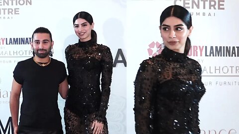 Sridevi Daughter Khushi Kapoor Looking Too Hot In Black Dress With Orry At Jio Manish Malhotra Show💖