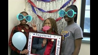 Event inspires high school seniors to register to vote