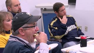 Brewers fans celebrate Brewers win with a long lunch break