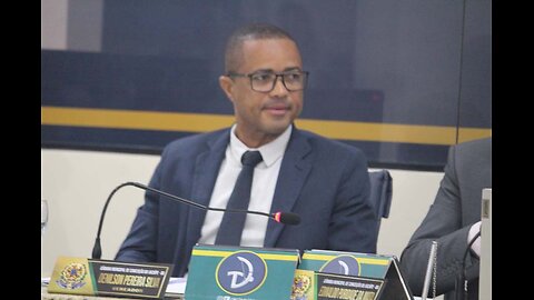 Vereador Denilson afirma que empresa de lixo e recebe valores em pedaços