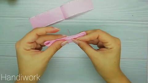 Amazing magic and easy ribbon bows/LAÇOS DE fita/DIY Handiwork