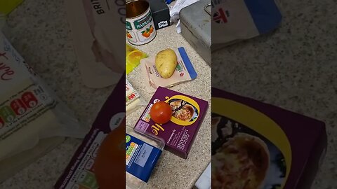 today's dinner 🍽 a jacket potato 🥔 salad with tomatoes 🍅 and beetroot with ham