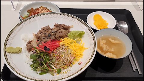 Korean food, Bulgogi with rice and Buckwheat noodles