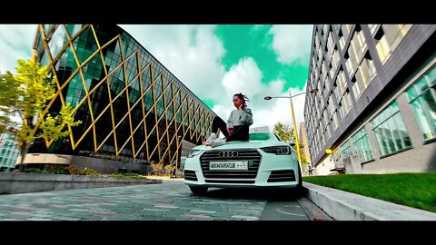 Relaxing beat vibes by Clarity - Don't panic Stoto version #audi #city #chill