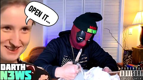 Unboxing fan mail | DARTHNEWS