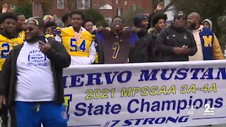 People gather in Baltimore for annual Mayor's Christmas Parade