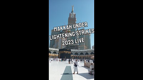 Makkah under lightening strikes⛈