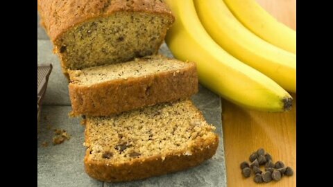 Lonchera Saludable - Queque de plátano, avena y algarrobina