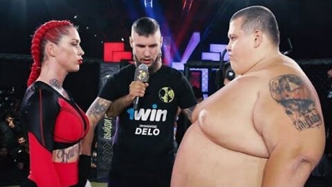 45 funniest MMA & boxing moments ever captured on camera!