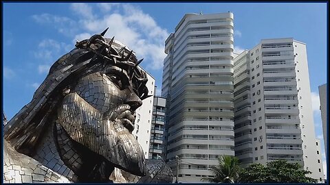 Curiosidades sobre a Praça da Paz em Praia Grande , A Praça das Cabeças