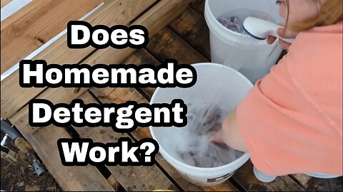 Laundry Striping | Testing Homemade Detergent vs. Commercial Detergent