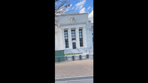 Fence Erected Around Federal Reserve, Cernovich Calls for Tribunals, Sex Trafficking Ring Taken Down