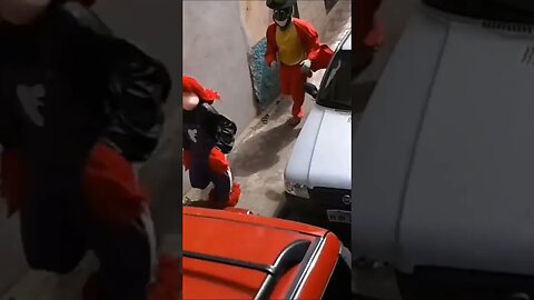 DANÇANDO FOFÃO, GOKU, BEN10, O MÁSKARA E HOMEM-ARANHA NA CARRETA DA ALEGRIA TEM BALADA