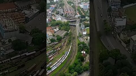 Lotus Tower Sri Lanka #srilanka #lotustower #train