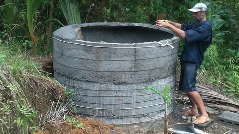 Concrete Water Tank 03 Reinforcement n' Roof Start