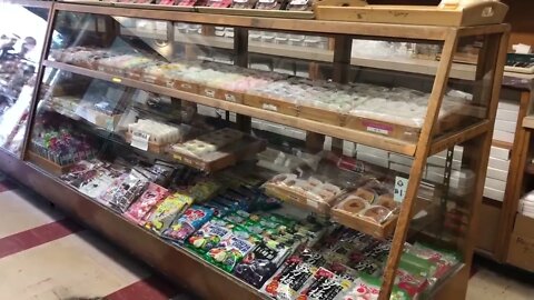 How This 116-Year-Old Shop In Little Tokyo Makes Mochi