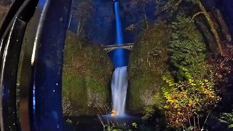 VLOG 534: waterfalls in the dark! (multnomah falls)