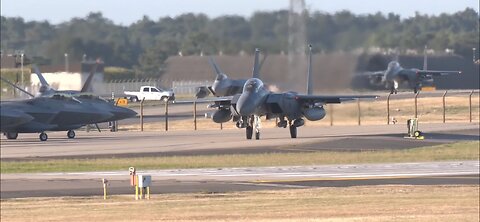 F22 Raptor Loud takes of…