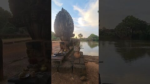 Old Bridge | Roadtrip Penh 》Siem Reap 🇰🇭 #shorts #cambodia #phnompenh #bridge #siemreap