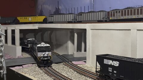 O gauge suspended layout 11