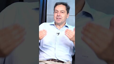 O ativismo tem que ser em torno de pautas, e não de pessoas!