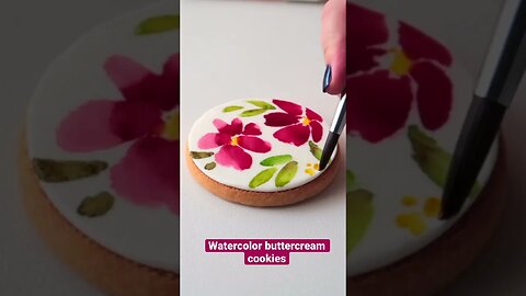 Watercolor painting on Buttercream Cookies