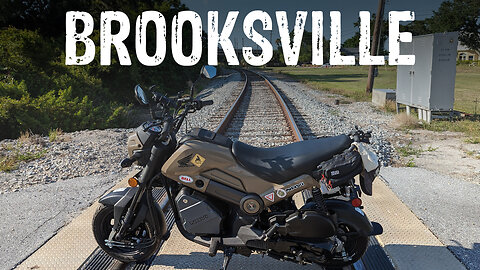 Riding my Honda Navi through the RURAL TOWN with ROLLING HILLS | BROOKSVILLE