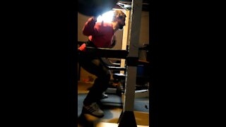 Squat lowbar 350 pounds depth