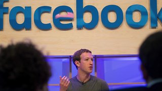 Mark Zuckerberg Says He Is Changing Facebook Privacy Settings