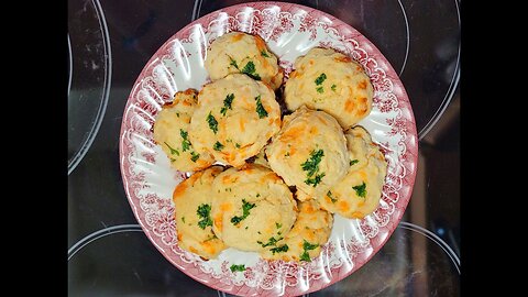 Red Lobster Cheddar Bay Biscuits