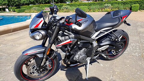 Close look at the 2020 Triumph Street Triple 765 RS