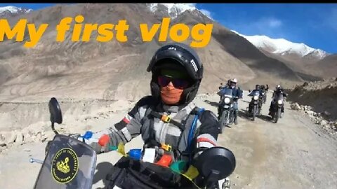 First vlog ! My first solo travel video ! ladakh with group