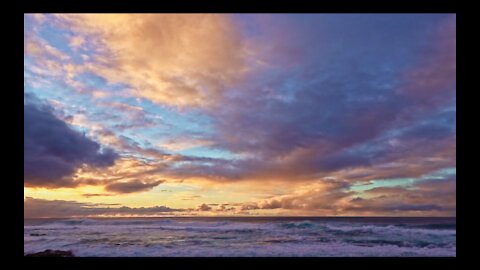 The peaceful view of the ocean