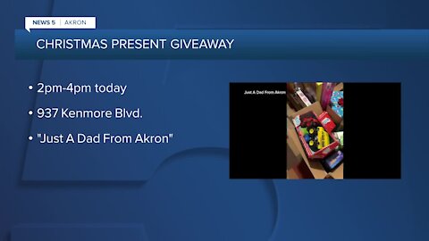 Akron dad giving back to community, hosting Christmas gift giveaway for those in need