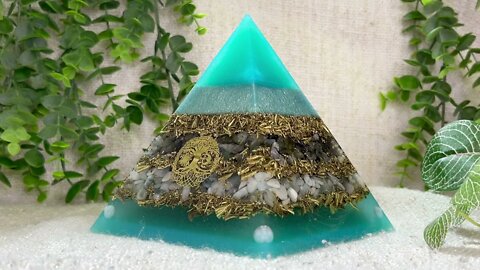 Ascension Orgonites Pyramid - Astrology Series - PISCES