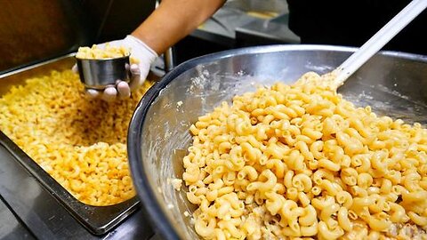 American Food - MACARONI AND CHEESE Cajun Mac 'n' Cheese S’MAC NYC