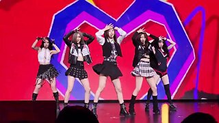 ITZY in Sugarland song Loco