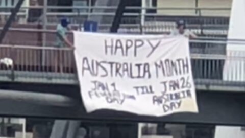 Happy #AustraliaMonth banner drop - BRISBANE 🇦🇺⚡️🦘