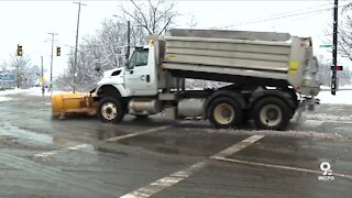 Cincinnati road crews face record-setting snowfall on top of COVID-related staff shortage