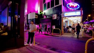 Australian Nightlife in GOLD COAST BROADBEACH || QLD