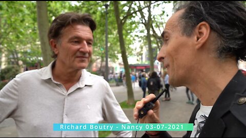 Richard Boutry lance LA UNE TV et unit les lanceurs d'alerte autour d'un journaliste d'expérience.