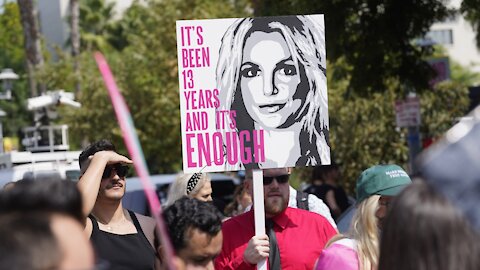 Judge Suspends Britney Spears' Father From Conservatorship