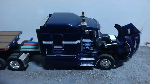 Midwest Specialized Transportation 1/64 DCP by First Gear At The Heavy Equipment Yard Diorama