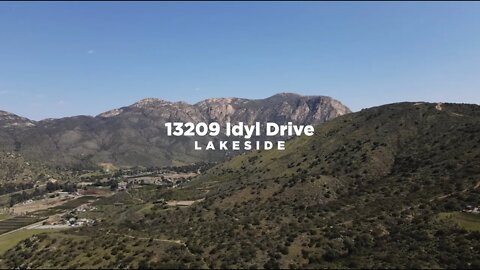 13209 Idyl Drive in Lakeside!